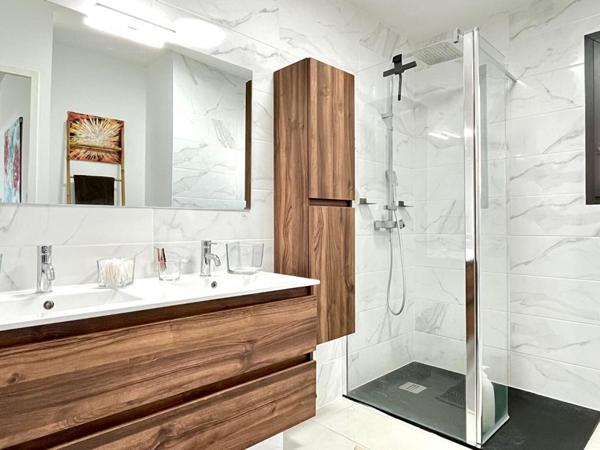 Maison Contemporaine au Ponts De Ce 6 pièce(s) 141 m2