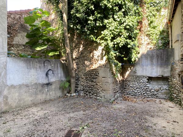 T3 DUPLEX AVEC JARDIN