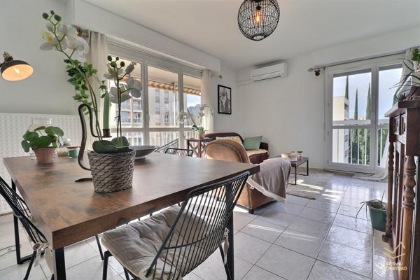 Marseille (13010) Marseille 10ième,dans une résidence au calmeT4 avec balcon et vue dégagée ...