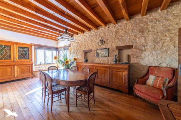 Maison à vendre |  Duravel |  11 pièces | 236 m²