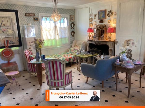 Maison de caractère de 264 M2 11 pièces 7 chambres sur un terrain de 770 m2 joliment arboré et fleuri centre ville proximité à pieds des commerces