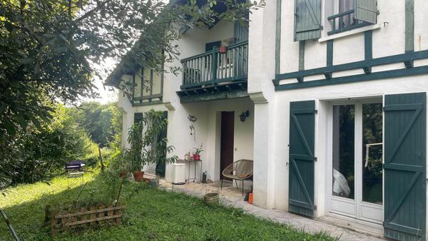 Mouguerre (64990) Maison basque au coeur d'un cadre buccolique