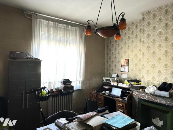 LA BASSEE MAISON DE VILLE AVEC GARAGE A RENOVER