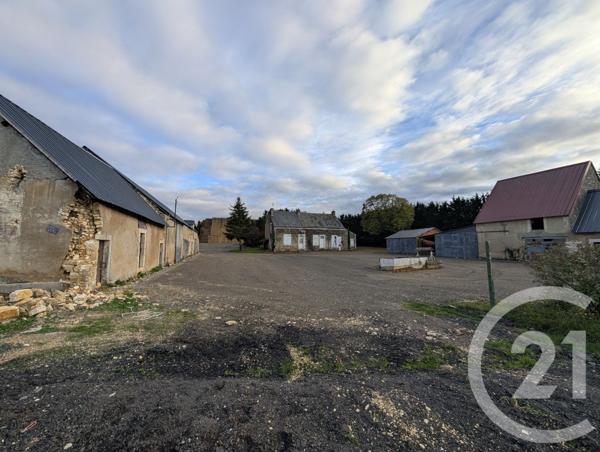Maison à vendre  6 pièces - 203 m2 ETRECHET - 36