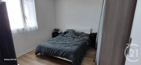 Immeuble à vendre  107,96 m2 GALLARGUES LE MONTUEUX - 30