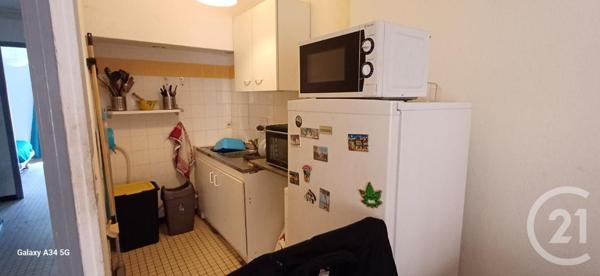 Immeuble à vendre  107,96 m2 GALLARGUES LE MONTUEUX - 30