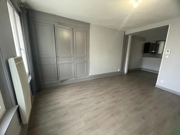 Location Appartement 3 pièces 65 m2 à Saint-Quentin