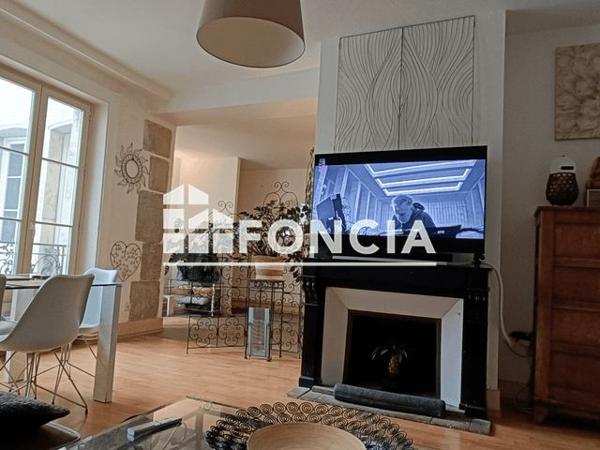 Location Appartement 4 pièces 108 m² - 8 BIS RUE MONCEY Besancon 25000