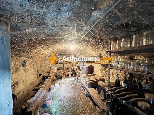 Vente Maison 8 pièces 300 m2 à Montcarra