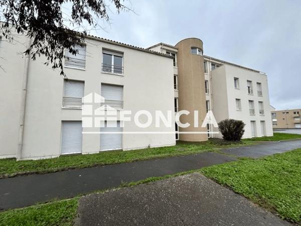 Location Studio 19.17 m² - 1 RUE DU GRAND FOC Saint Benoit 86280