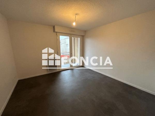 Location Studio 19.17 m² - 1 RUE DU GRAND FOC Saint Benoit 86280