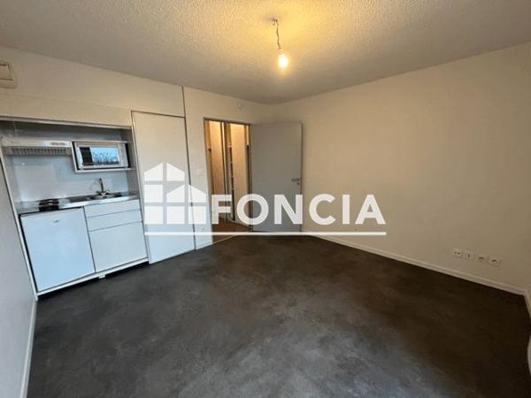 Location Studio 19.17 m² - 1 RUE DU GRAND FOC Saint Benoit 86280