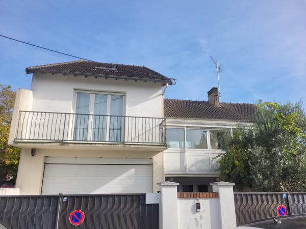À vendre - Maison individuelle, 8 pièces située à Champigny-sur-Marne (94500)