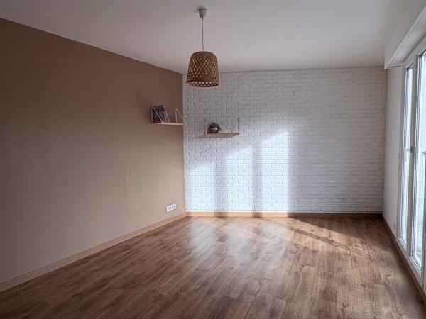 À vendre - Maison individuelle, 8 pièces située à Champigny-sur-Marne (94500)