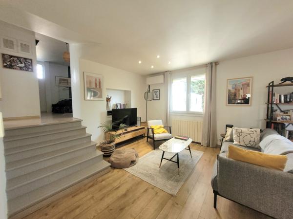 À vendre - Maison individuelle, 8 pièces située à Champigny-sur-Marne (94500)