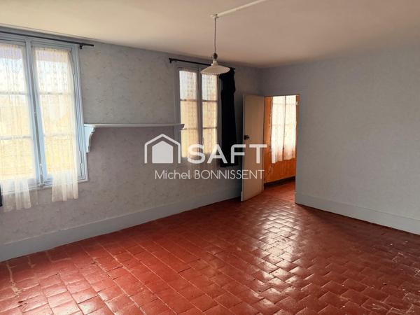 Maison centre ville avec garage et dépendances