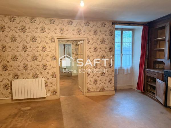 Maison centre ville avec garage et dépendances