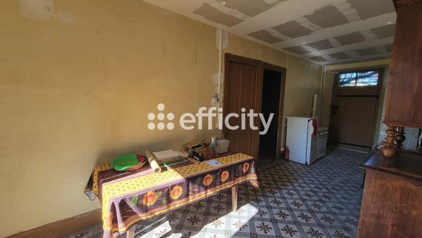 Maison
         9 pièces
        - 210 m² Bien prestige 449 000 € *