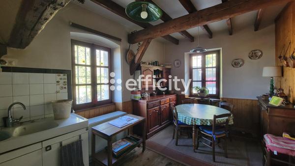 Maison
         9 pièces
        - 210 m² Bien prestige 449 000 € *