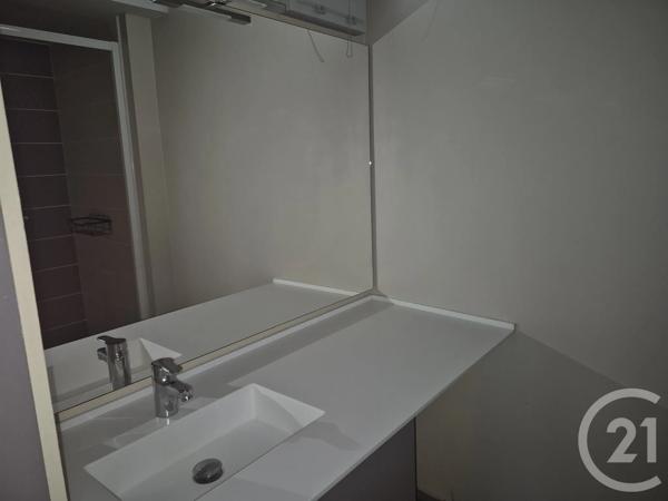Appartement à vendre  2 pièces - 54,80 m 2   BAYONNE  - 64