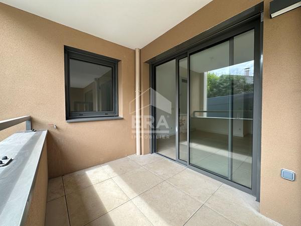 EXCLUSIVITÉ A VENDRE  - AIX-EN-PROVENCE  - APPARTEMENT DE TYPE 2 ET TERRASSE - CV  vendu loué