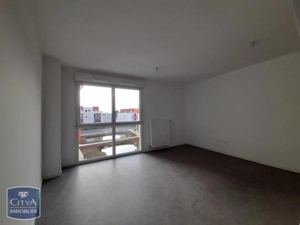 Appartement à louer 1 pièce 25.53m² Corbeil-Essonnes (91100)