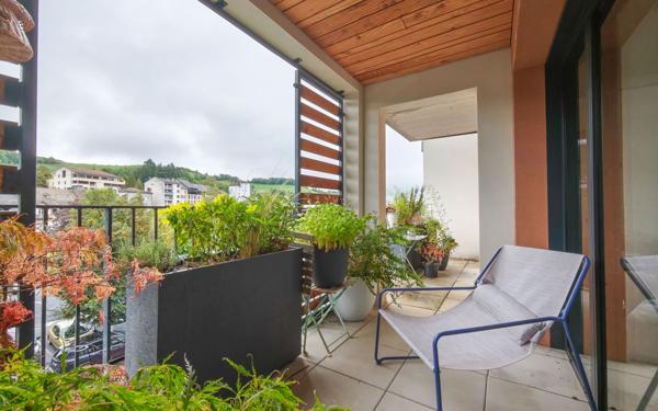 Appartement à vendre    2 pièces • 51,70 m2 Aurillac