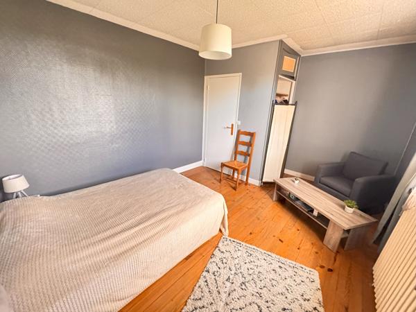 Maison 5 pieces, Salon, Cuisine, Salle a manger, 3 chambres, Salle de bains, Grenier, Garage, Cave, Jardin