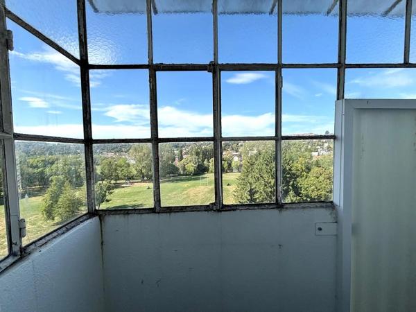 Appartement à louer 3 pièces 55.75m² Montbéliard (25200)