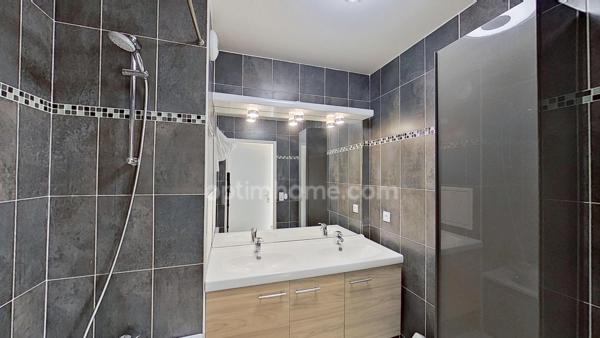 MAISONS ALFORT Centre Ville - Magnifique Penthouse de 4 Pièces - 87 m²avec sa terrasse d'exception de 120 m² + 2 emplacements de parking