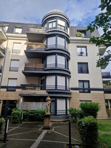 MAISONS ALFORT Centre Ville - Magnifique Penthouse de 4 Pièces - 87 m²avec sa terrasse d'exception de 120 m² + 2 emplacements de parking