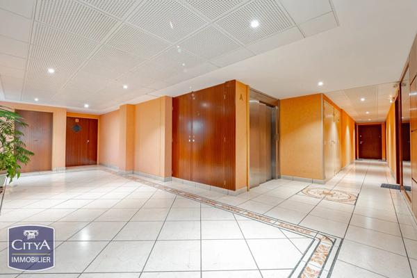 Appartement à vendre 3 pièces 73m² Tours (37000)