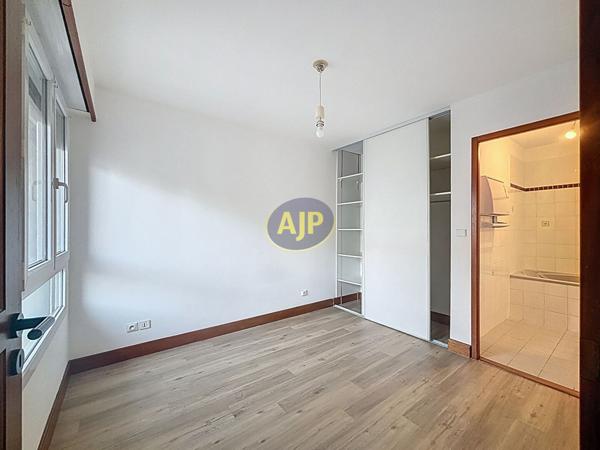 Vente appartement La Rochelle : 179 088 € - AJP Immobilier Rochefort