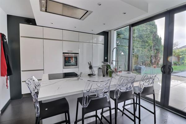 Brest (29200) COUP DE COEUR EXPERTIMO – Demeure d’Architecte à Kerangall, entre le Moulin Blanc et Saint-Marc