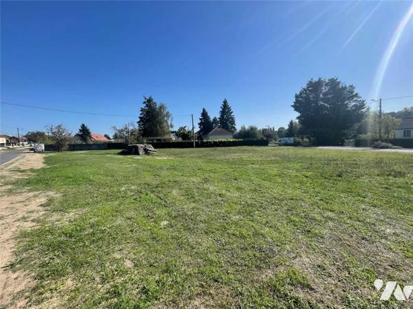 VENTE TERRAIN À BÂTIR - DESCARTES