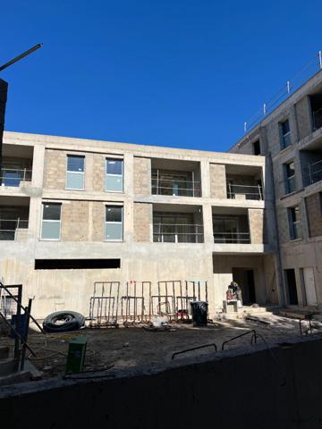 A VENDRE: Appartement 3 pièces de 50,49 m2 + 8,02m2 de terrasse situé Place des Beaux Arts à Montpellier