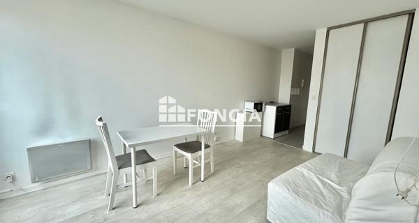 Location Studio 22.08 m² - Vanves 92170