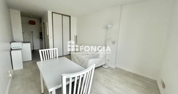 Location Studio 22.08 m² - Vanves 92170