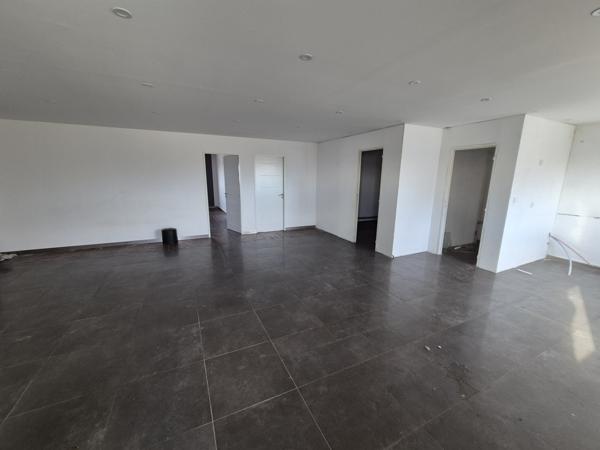 Rivesaltes (66600) LOCAL PROFESSIONNEL – 130 m² – ZONE LES SOLADES – RIVESALTES