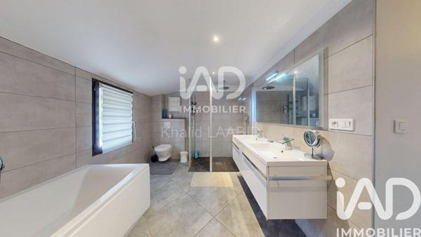 Maison à vendre 7 pièces 224 m² Fronton