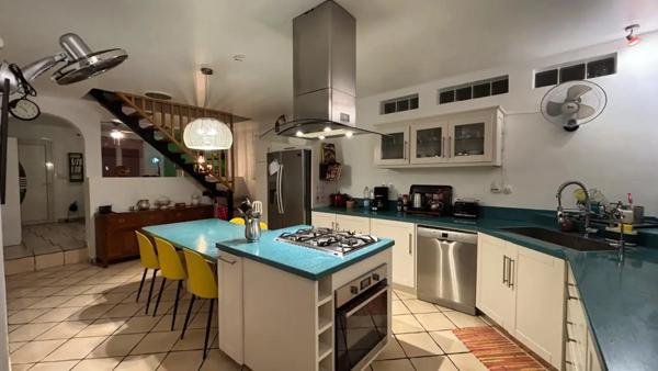 Maison à vendre 5 pièces 185m²