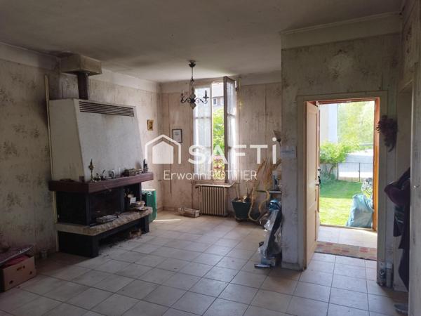 Maison de caractère avec grand terrain arboré