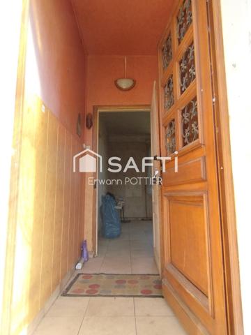 Maison de caractère avec grand terrain arboré