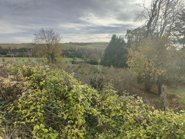MAGNIFIQUE TERRAIN A BATIR CLOS DE 3000 M² AVEC VIABILISATION EN BORDURE AU CALME AVEC VUE SPLENDIDE SUR VALLE Beauvais (60000)