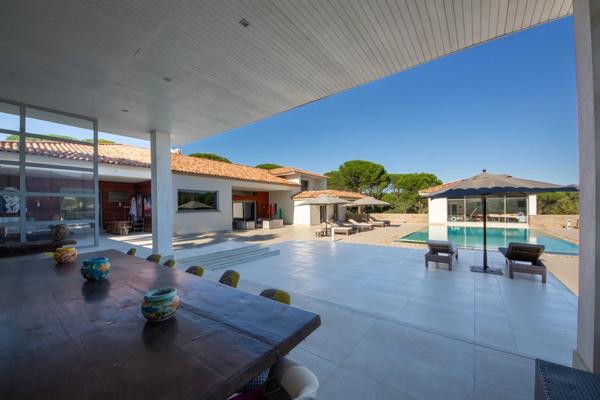 Vente villa 10 pièces 83120 - Plan de la Tour