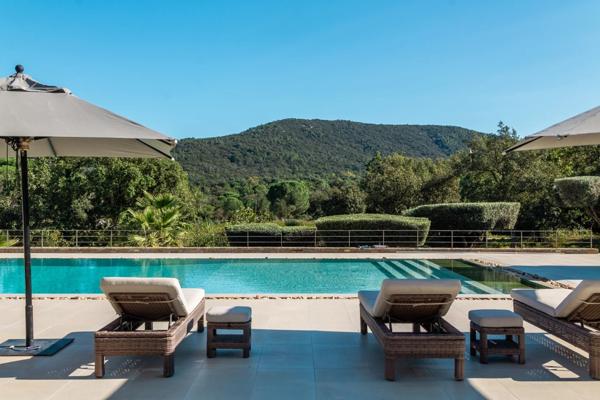 Vente villa 10 pièces 83120 - Plan de la Tour