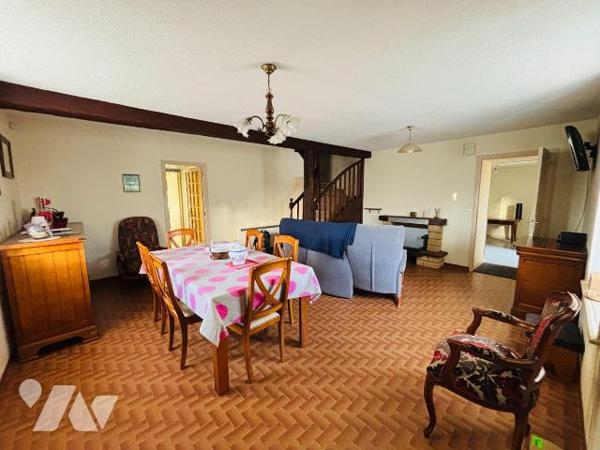 NOUVEAUTE - Exclusivité Trente-Cinq Notaires 

Sur la commune de Noyal-Chatillon-Sur-Seiche, ...