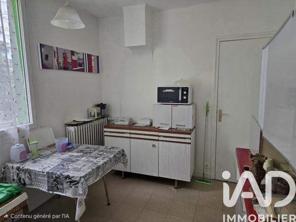 Maison à vendre 5 pièces 81 m² Saint-Julien-les-Villas