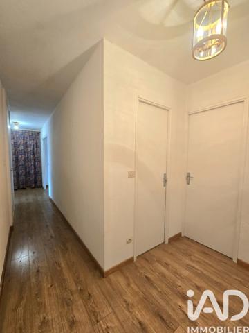 Appartement à vendre 4 pièces 99 m² Nîmes