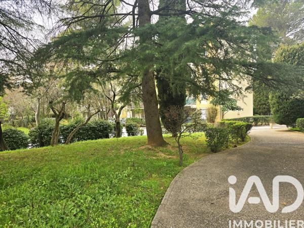 Appartement à vendre 4 pièces 99 m² Nîmes